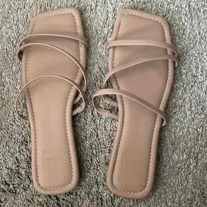 New Dolce Vita Vinny Womens sandal size: 9.5